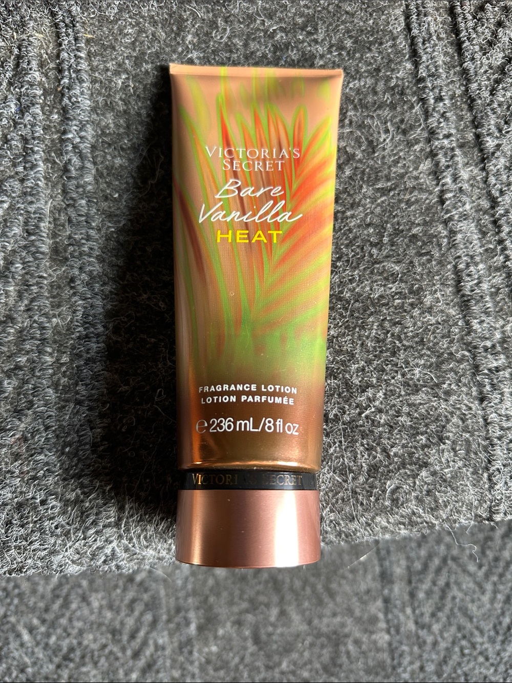 Victoria’s Secret Bare Vanilla Heat Body Lotion - Picture 5 of 7